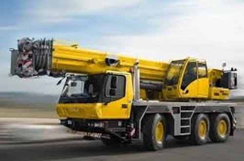 Autojeřáb GROVE GMK 3050