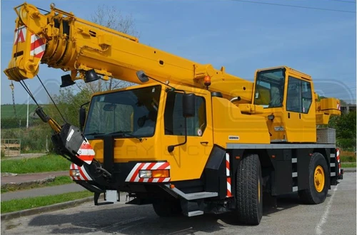 Autojeřáb LIEBHERR 1030